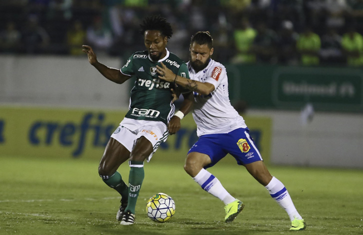 Cruzeiro joga melhor, mas fica no 0 x 0 com o Palmeiras