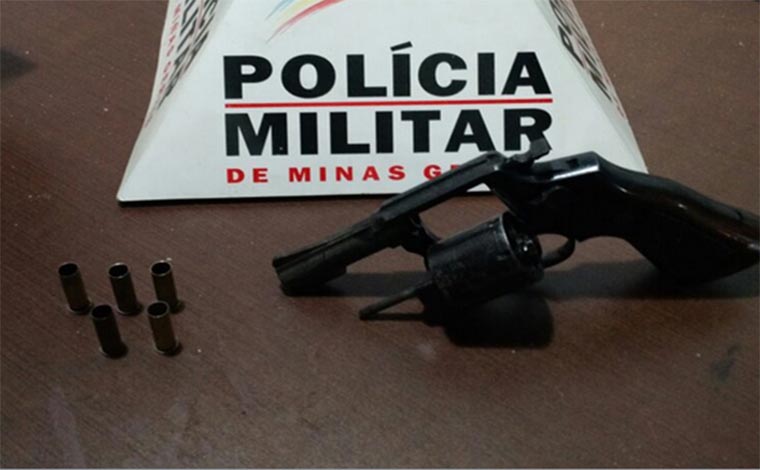 Homem é preso por tentar matar a esposa no Ondina Vasconcelos