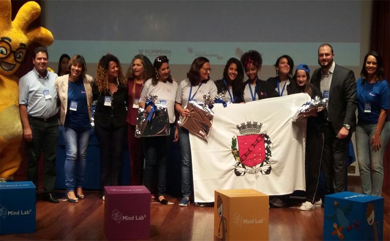 Foto: DivulgaÃ§Ã£o - Alunos que participaram da etapa nacional da competiÃ§Ã£o ficaram com o terceiro lugar, em disputa promovida em SÃ£o Paulo durante o Ãºlitimo fim de semana