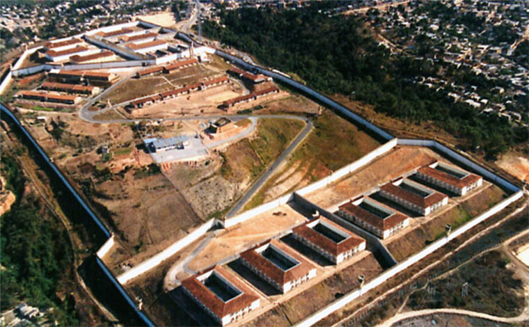 Agentes penitenciários frustam tentativa de fuga de detentos na Nelson Hungria