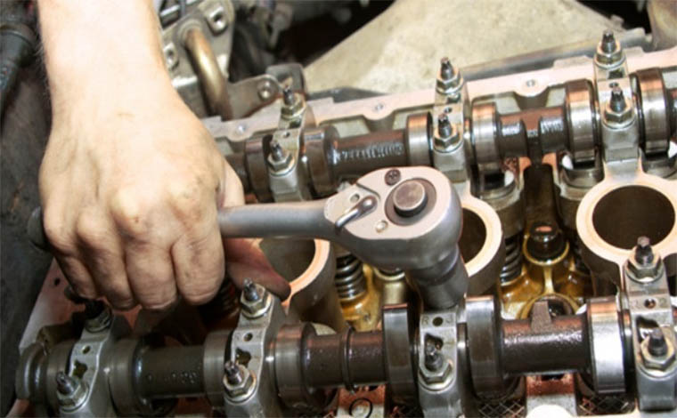 Empresa abre vaga para mecânico de manutenção em Sete Lagoas