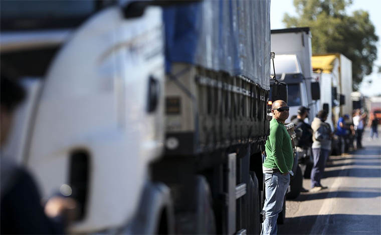 Foto: EBC - Entre outras demandas, entidades reivindicam fim de impostos que incidem sobre preÃ§o do diesel