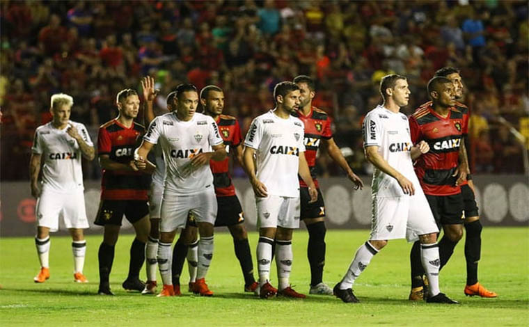 Em jogo de viradas no placar, Galo é derrotado pelo Sport no Recife