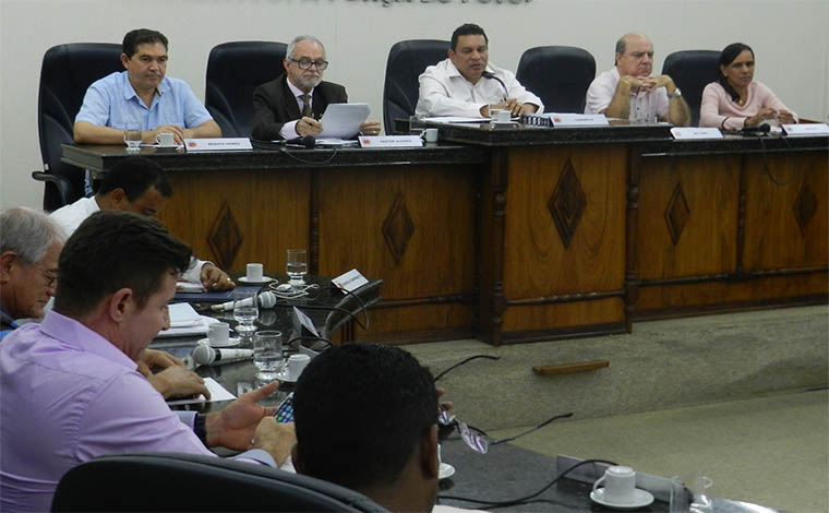 Foto: Ana AmÃ©lia Maciel - Proposta para a Rede Municipal de Ensino foi apresentada em reuniÃ£o ordinÃ¡ria da CÃ¢mara deste 5 de junho, Dia Mundial do Meio Ambiente