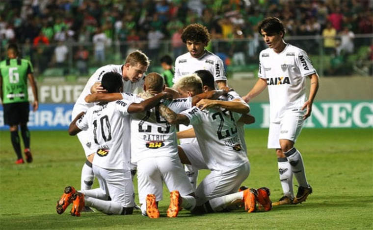 Foto: CAM - Mesmo com mando do rival, time alvinegro nÃ£o teve dificuldades para bater o AmÃ©rica; Resultado pÃ´s o AtlÃ©tico no G4