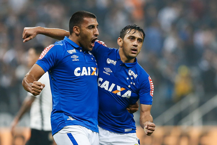 Cruzeiro encara Corinthians de olho no penta da Copa do Brasil