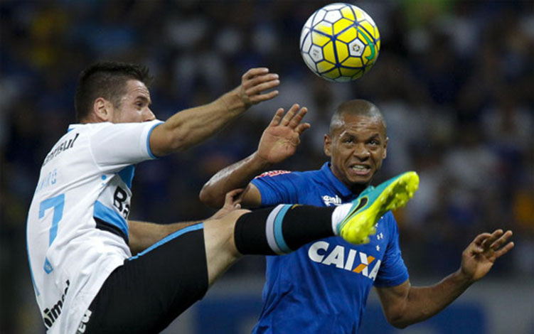 Cruzeiro e Grêmio duelarão para mais de 50 mil no Mineirão