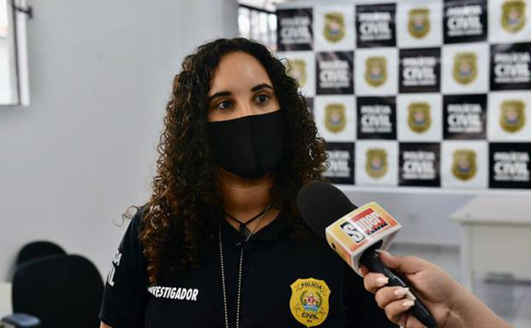 Mãe é presa por obrigar filha de 9 anos a transar com ela e o marido 