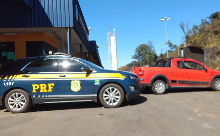 Polícia Rodoviária de Sete Lagoas recupera carro roubado do Rio de Janeiro