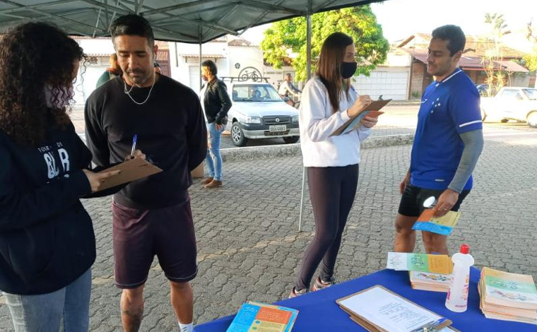 Praticantes de atividades físicas recebem orientações na Lagoa da Boa Vista