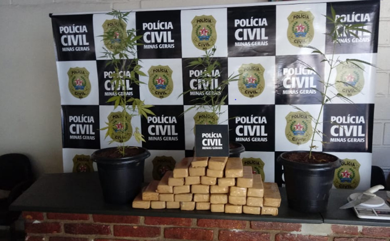 Cerca de 18 Kg de maconha são apreendidos no bairro Padre Teodoro em Sete Lagoas