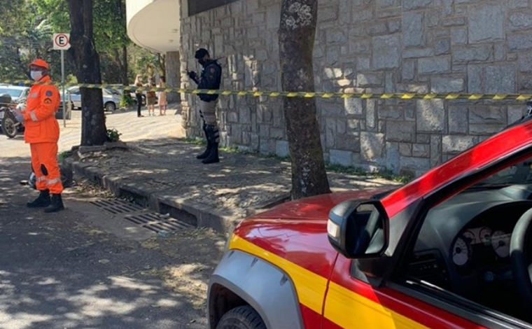 Criança de 9 anos morre ao cair do 4º andar de prédio em Belo Horizonte