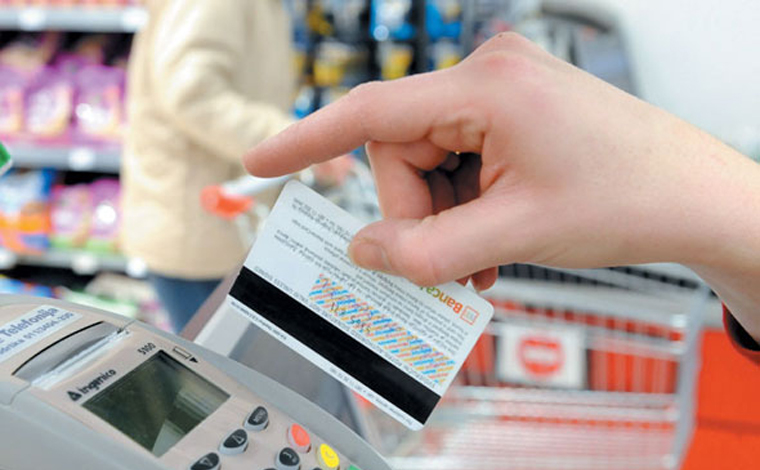 Empresa de Sete Lagoas oferece vaga de emprego para operador de caixa