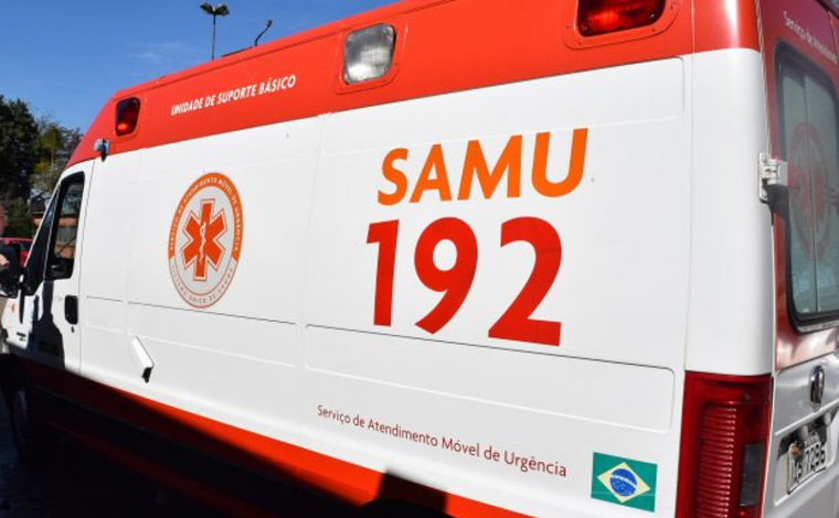 Adolescente de 17 anos morre em acidente entre carro e moto na MG-429 em Lagoa da Prata