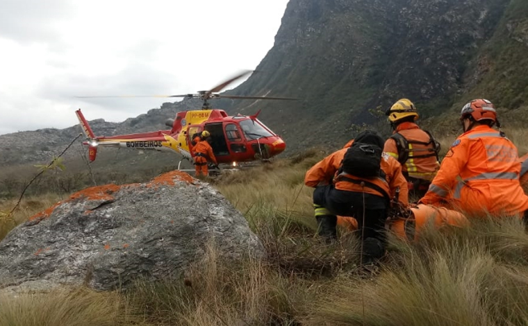 Foto: DivulgaÃ§Ã£o/Corpo de Bombeiros - O homem era responsÃ¡vel pela manutenÃ§Ã£o da rede de Ã¡gua do povoado. Ele tinha saÃ­do para realizar a manutenÃ§Ã£o nos canos de Ã¡gua do Pico da Lapinha