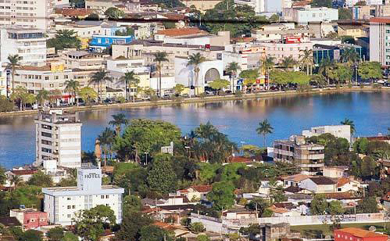 Foto: Helenilton Pinheiro - Quase 60% dos contaminados por Covid em Sete Lagoas tÃªm entre 31 e 59 anos. Os casos positivos chegam a 2.540 desde o inÃ­cio da pandemia, um total de 1221 homens e 1319 mulheres