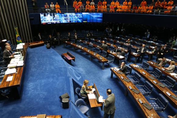 PEC do limite dos gastos públicos pode ser votada esta semana no Senado