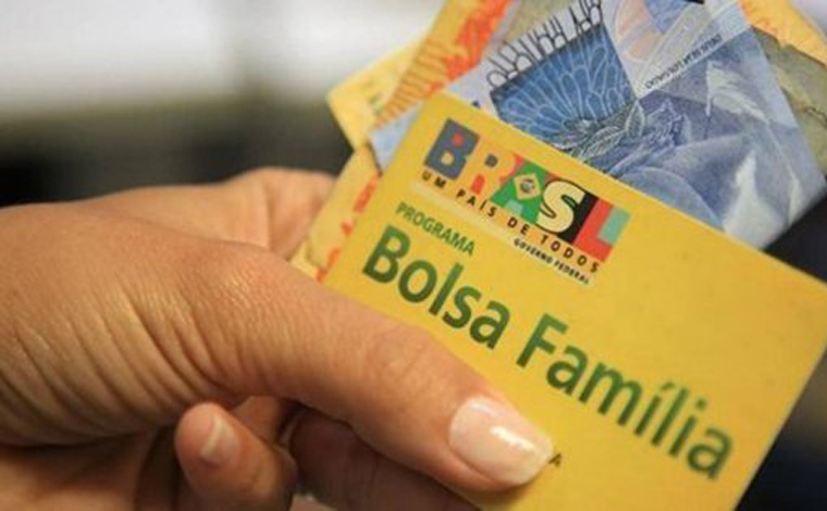 Governo não deve pagar o 13º salário do programa Bolsa Família em 2020