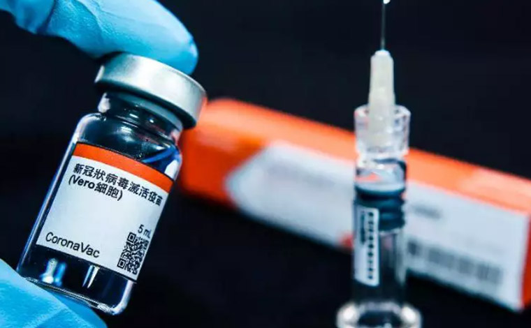 Coronavac: Anvisa interrompe estudos da vacina após registro de evento adverso grave