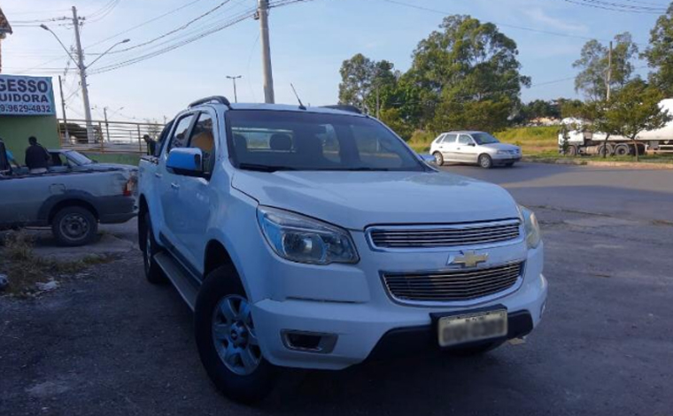 Polícia Militar recupera caminhonete roubada e prende autores em Sete Lagoas 