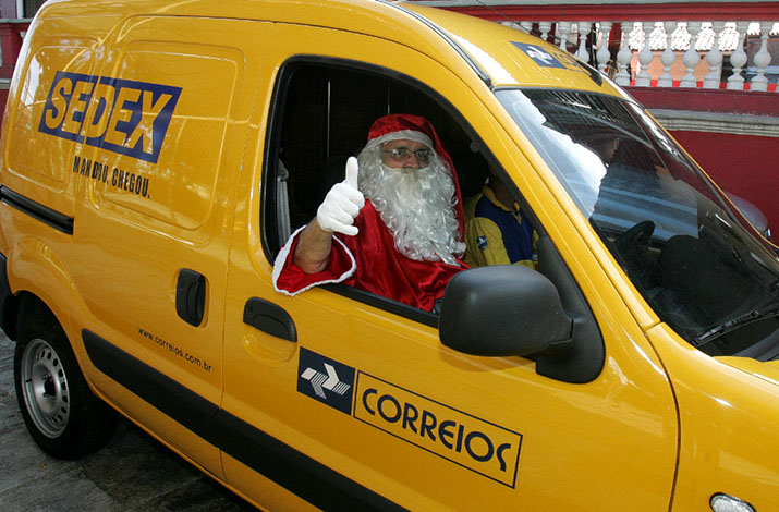 Campanha Papai Noel dos Correios é iniciada para arrecadar presentes para crianças carentes