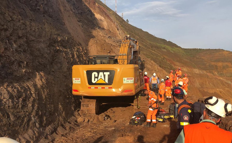 Operador de máquina morre soterrado por talude na Mina do Córrego do Feijão em Brumadinho