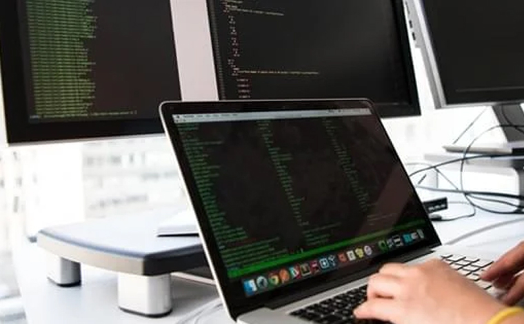 Foto: Ilustrativa - Como prÃ©-requisito a empresa pede Ensino Superior em andamento ou Ensino TÃ©cnico concluÃ­do na Ã¡rea de InformÃ¡tica. DesejÃ¡vel conhecimento em softwares da TOTVS com suporte e atendimento ao cliente