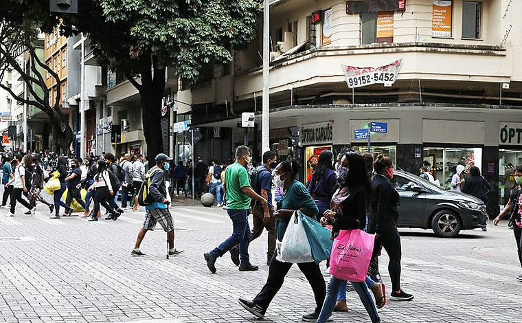 Foto: ReproduÃ§Ã£o - A liminar que determinava reabertura dos serviÃ§os nÃ£o essenciais a partir de 29 de janeiro foi cassada. A informaÃ§Ã£o foi confirmada nesta quarta-feira pela PBH, que recebeu representantes comerciais para tratar da flexibilizaÃ§Ã£o