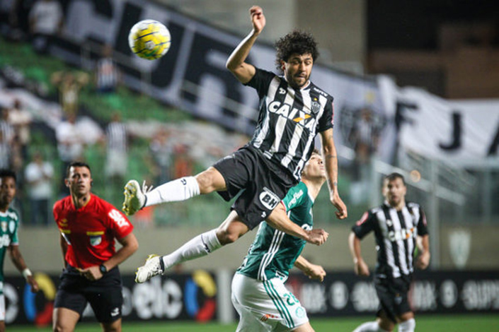 Galo tropeça em casa contra o líder e dá adeus ao título do Brasileirão