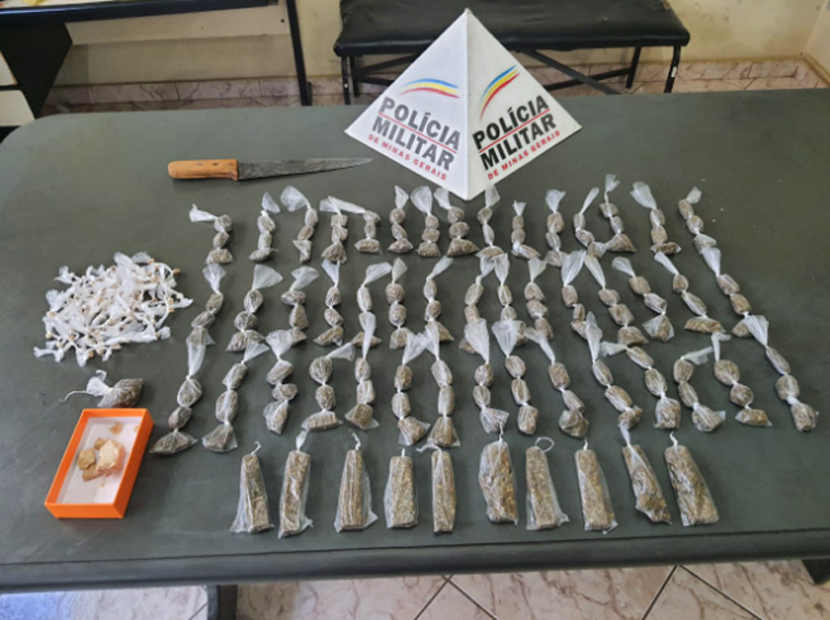 Jovem é preso por tráfico de drogas em zona rural de Caetanópolis