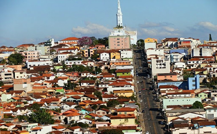 Homem é acusado de estuprar adolescente em Minas Gerais para ‘corrigir’ orientação sexual dela