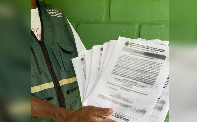 Proprietários de lotes começam a ser notificados para que limpem terrenos