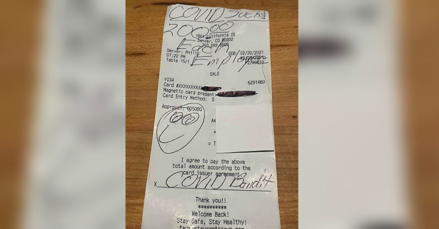 Homem dá gorjeta de R$ 37 mil e assina nota fiscal como ‘Bandido Covid’