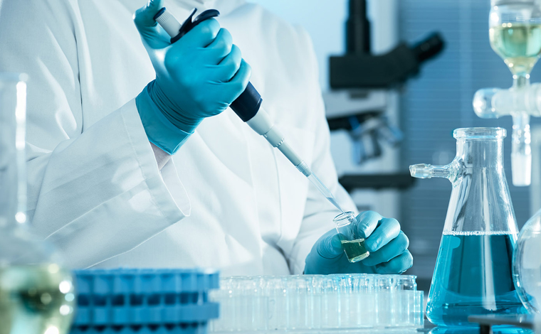 Multitécnica oferece vaga de estágio em Química