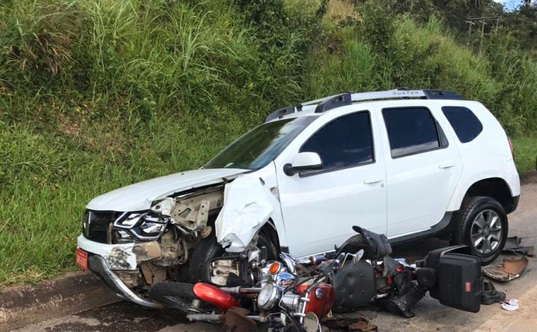 Homem perde parte da perna após bater em carro, cair e ser arrastado por outro veículo na BR-040