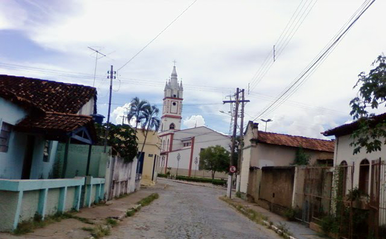 Foto: ReproduÃ§Ã£o - De acordo com testemunhas, as duas crianÃ§as estavam no quintal onde estava a caixa d'Ã¡gua e entraram no reservatÃ³rio. Logo em seguida, o menino saiu e foi em direÃ§Ã£o Ã  casa. A mulher entÃ£o percebeu que a garota havia se afogado