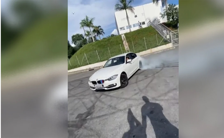 Polícia investiga influenciadores que fazem ‘drift’ com carros de luxo