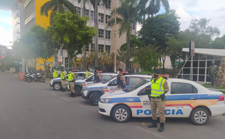 Foto: DivulgaÃ§Ã£o/PMMG - SerÃ£o mais de 60 policiais militares, alÃ©m do efetivo diÃ¡rio, trabalhando nos principais corredores comerciais da cidade, a fim de proporcionar um ambiente de tranquilidade pÃºblica para a populaÃ§Ã£o de Sete Lagoas