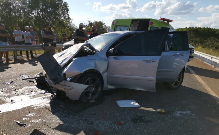 Grávida de 6 meses morre em acidente na LMG-754 em Curvelo; bebê também não resistiu