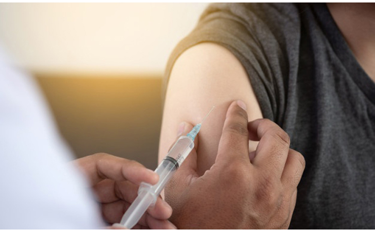 Vacinação de pessoas com comorbidades e deficiência permanente de 25 anos inicia em Sete Lagoas